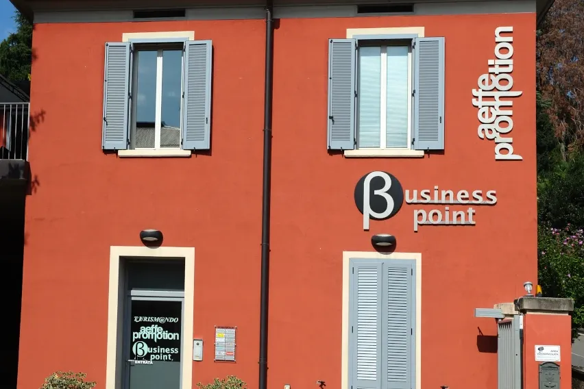 Business Point Como