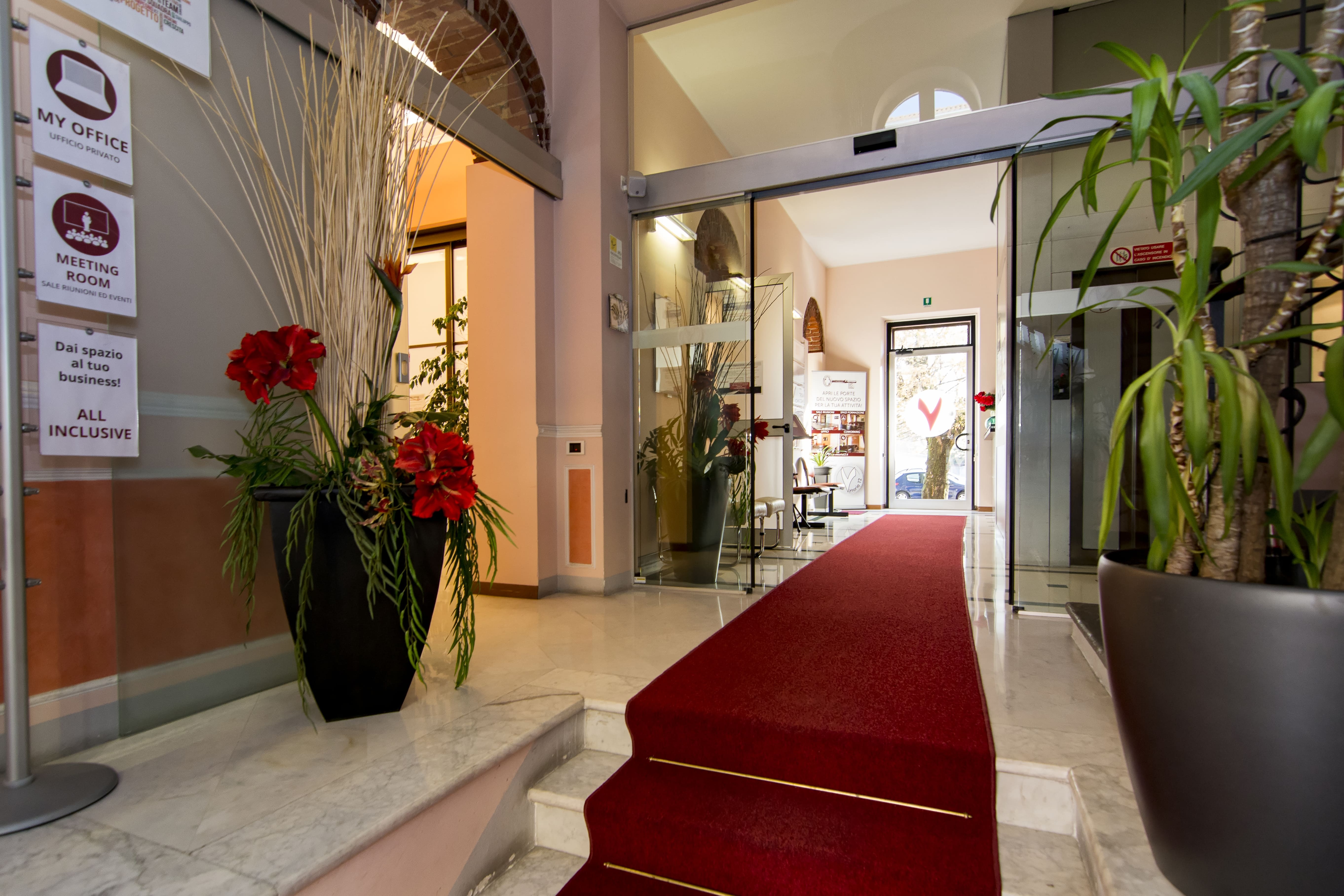 Vittoria 12 Business Center